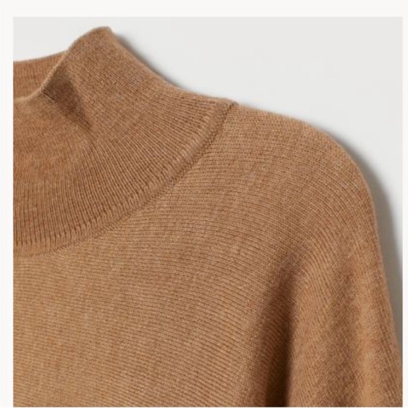 H&M Dolman Sleeve Turtleneck Sweater - Picture 3 of 7